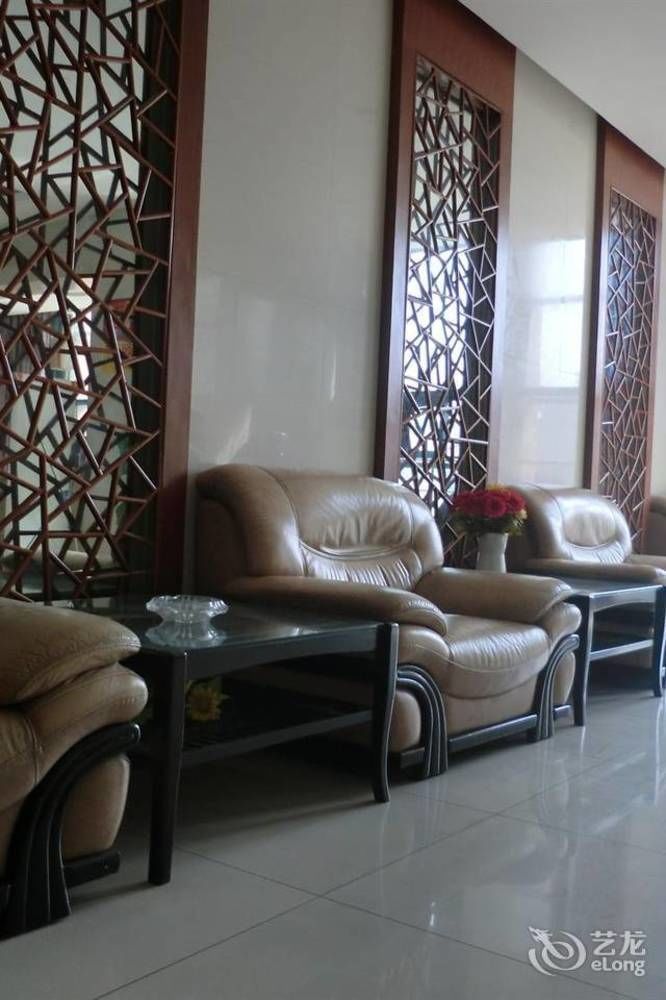 Huayu South City Hotel Wenjiang Exterior foto